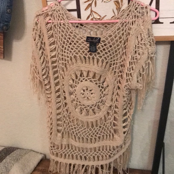 questions Tops - Adorable summer festival top